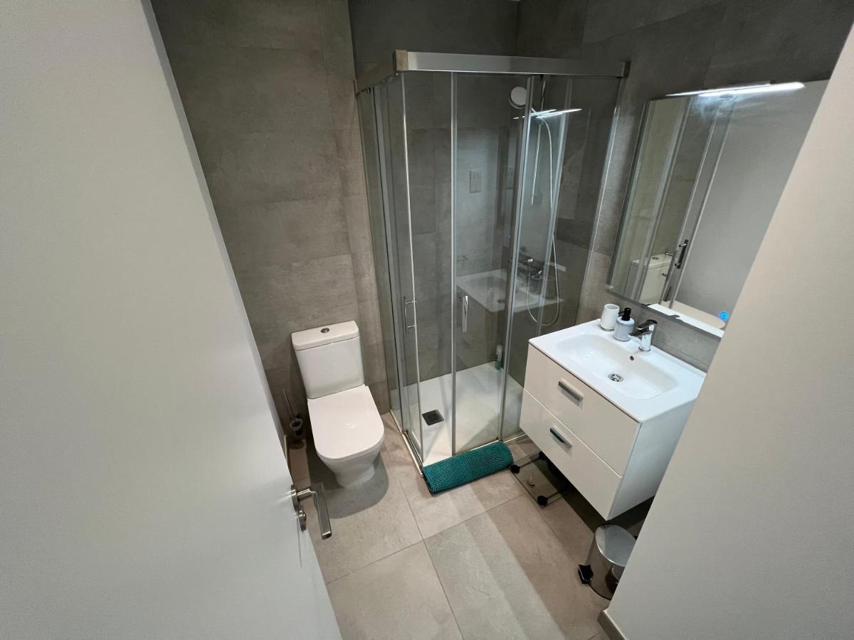 Modern Studio Apartment In Gibraltar - The Hub ภายนอก รูปภาพ