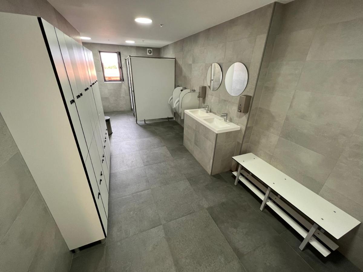 Modern Studio Apartment In Gibraltar - The Hub ภายนอก รูปภาพ